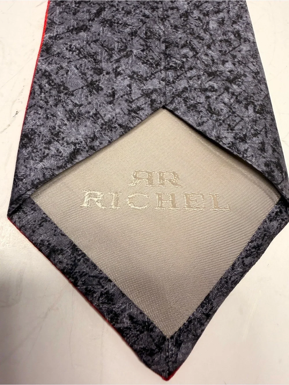 Richel Handmade in Spain 100% Silk Necktie with Crown and Crest Motif